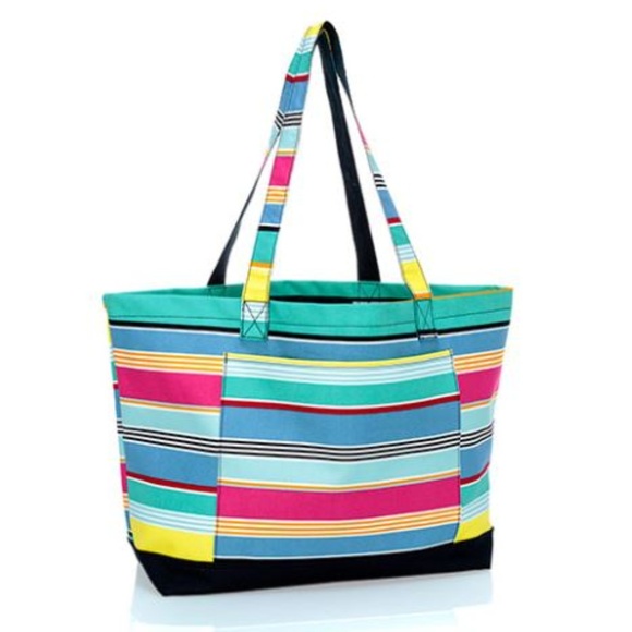 Beach ready tote Clearance